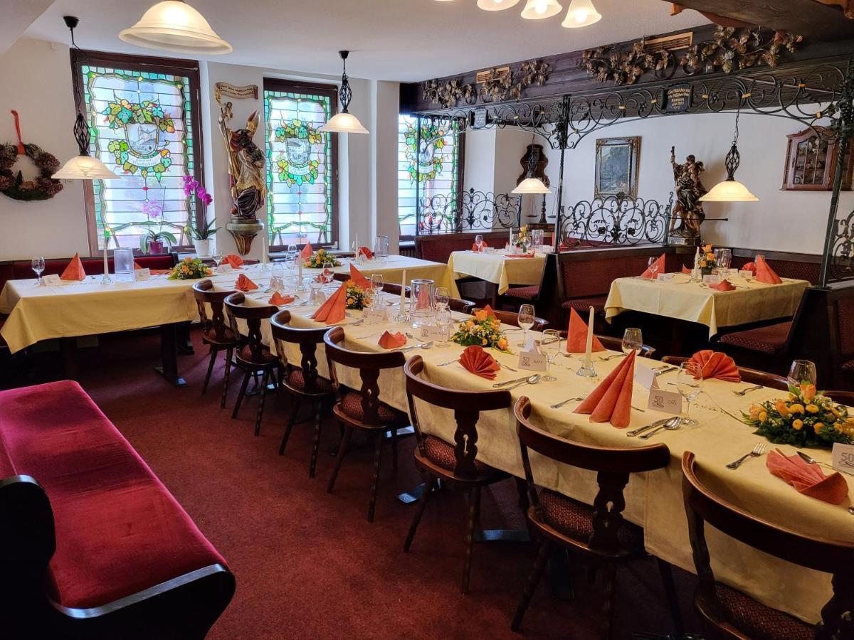Hotel Weinhaus Am Stiftstor Treis-Karden Esterno foto