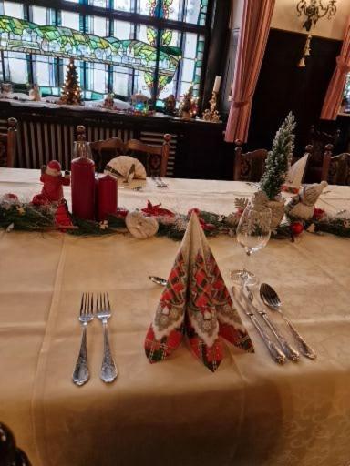 Hotel Weinhaus Am Stiftstor Treis-Karden Esterno foto