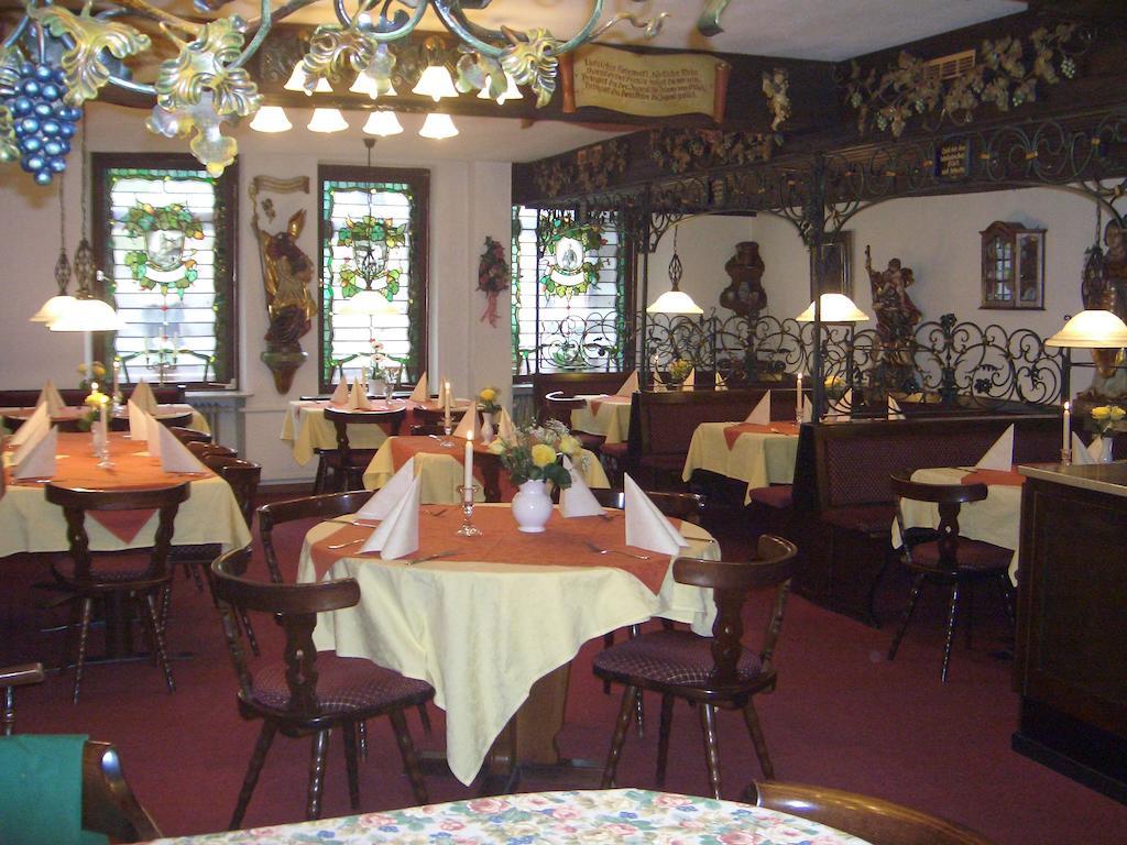 Hotel Weinhaus Am Stiftstor Treis-Karden Esterno foto
